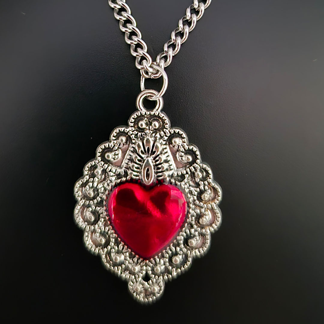 Herz mit Verzierung Emailliert