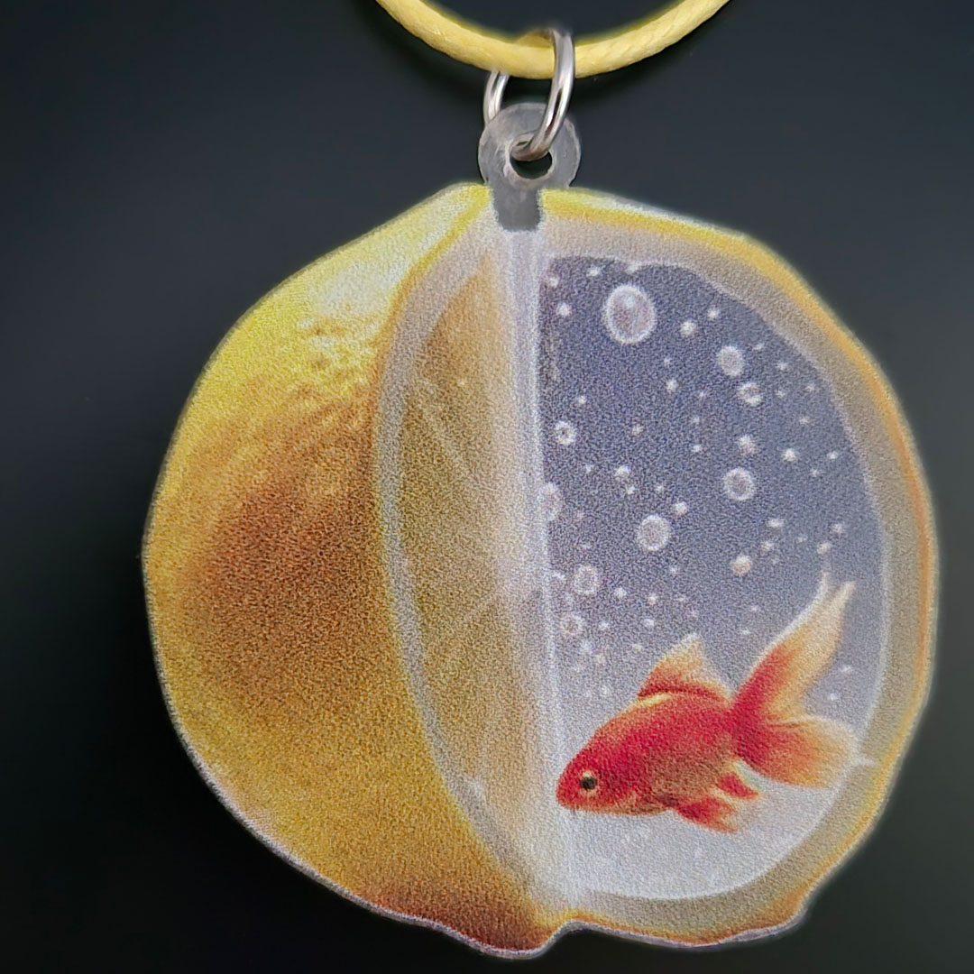 Zitrone mit Fisch - Breit