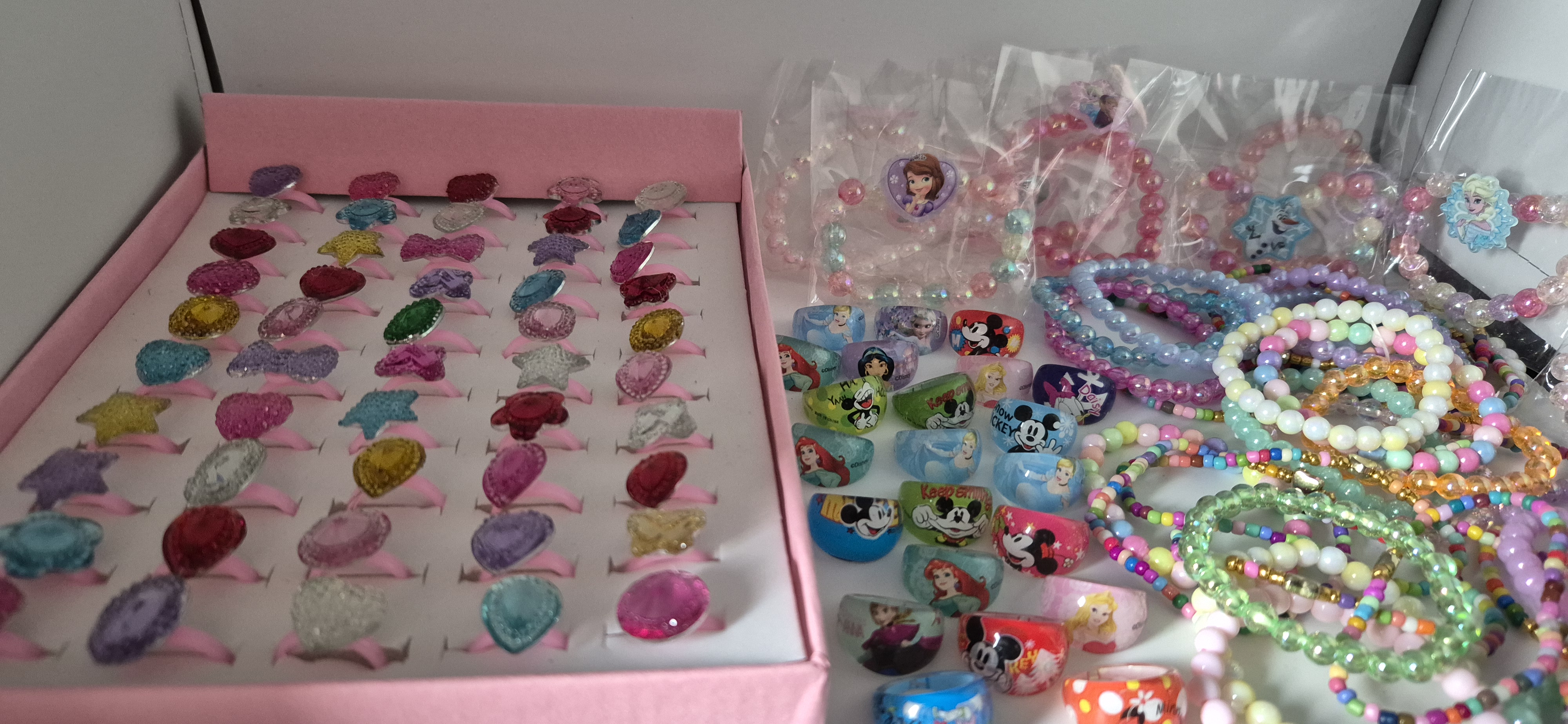 Armband und Ring - Zufällig Ausgewählt