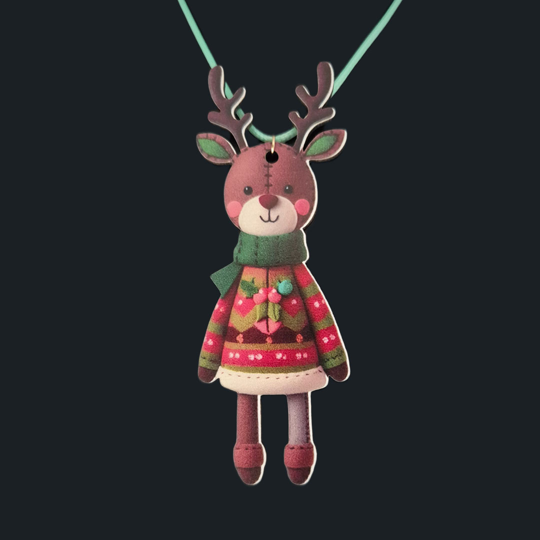 Rentier - Bunter Mantel - Grüner Schal - aus Holz