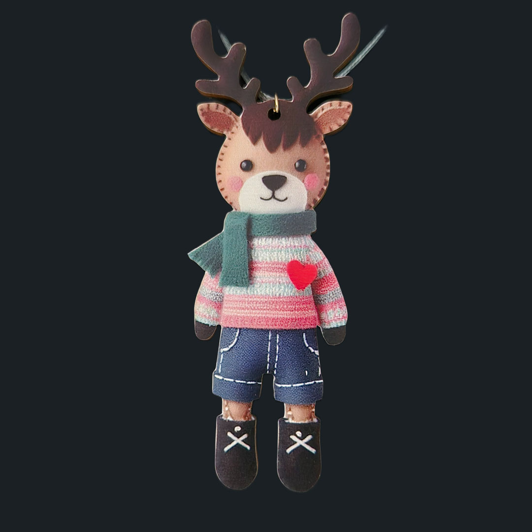 Rentier - Grüner Schal - rotes Herz - aus Holz