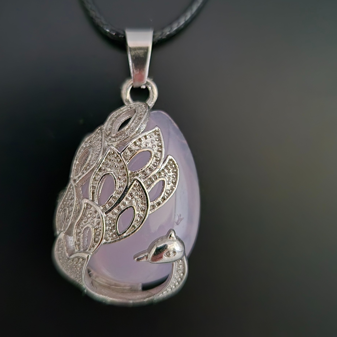 Pfau - Anhänger mit Stein in Rosa