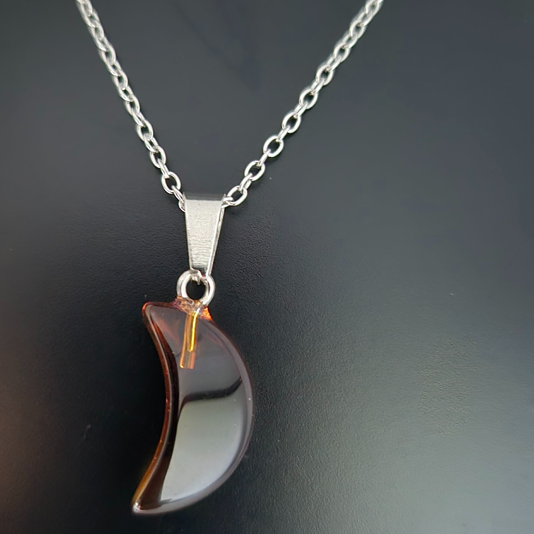 Kette mit Mond - Anhänger - Braun