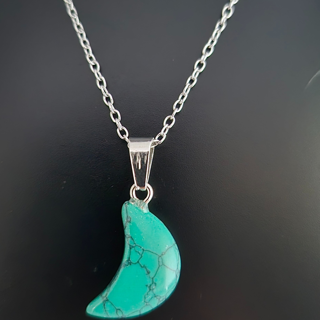 Kette mit Mond - Anhänger - Grün