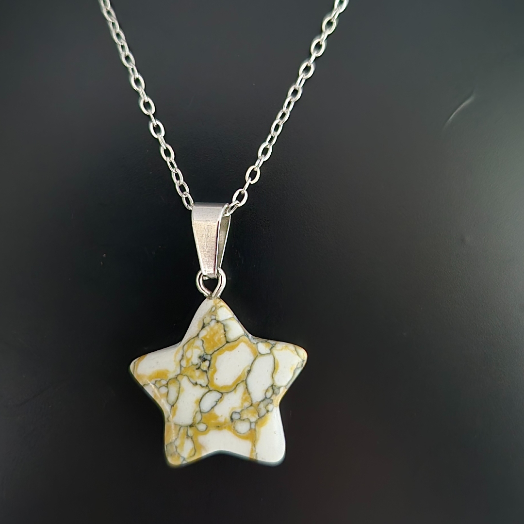 Kette mit Stern - Anhänger - Weiß