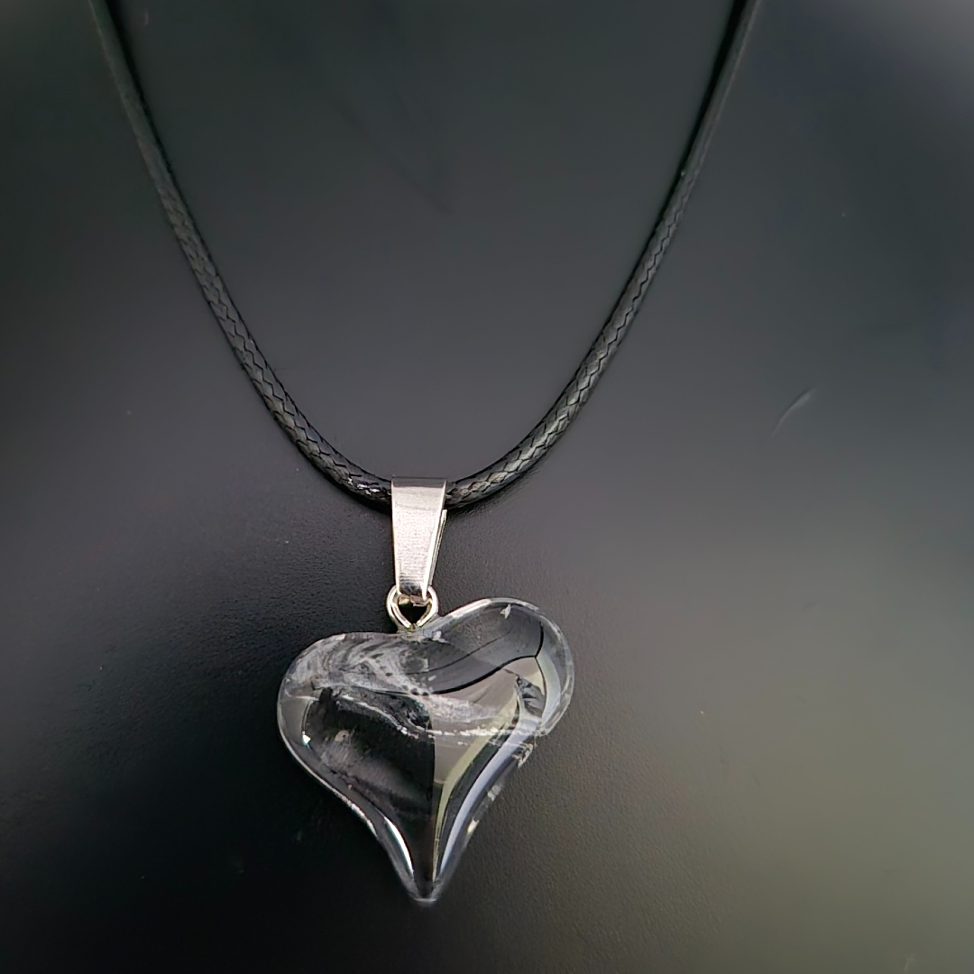 Geschwungenes Glas - Herz - Schwarz