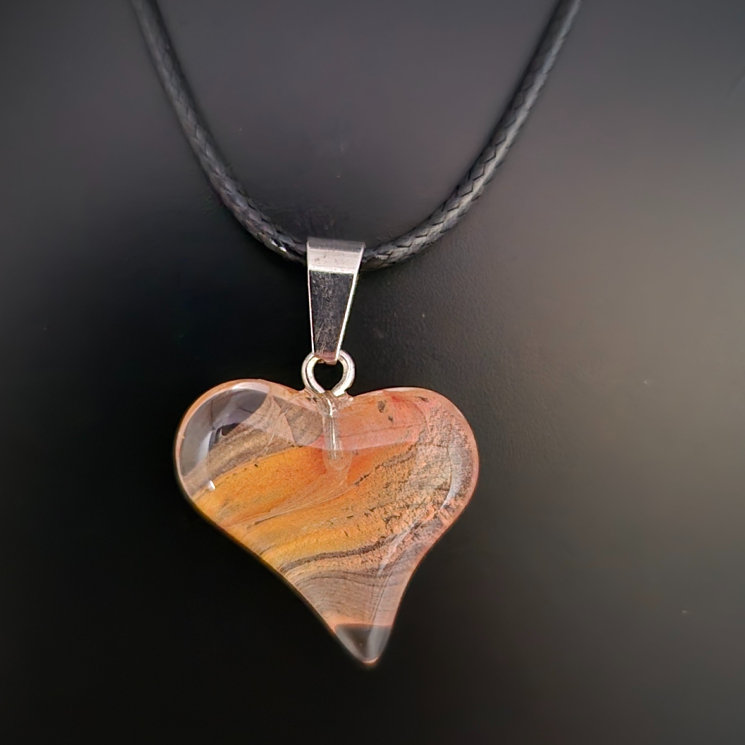 Geschwungenes Glas - Herz - Orange