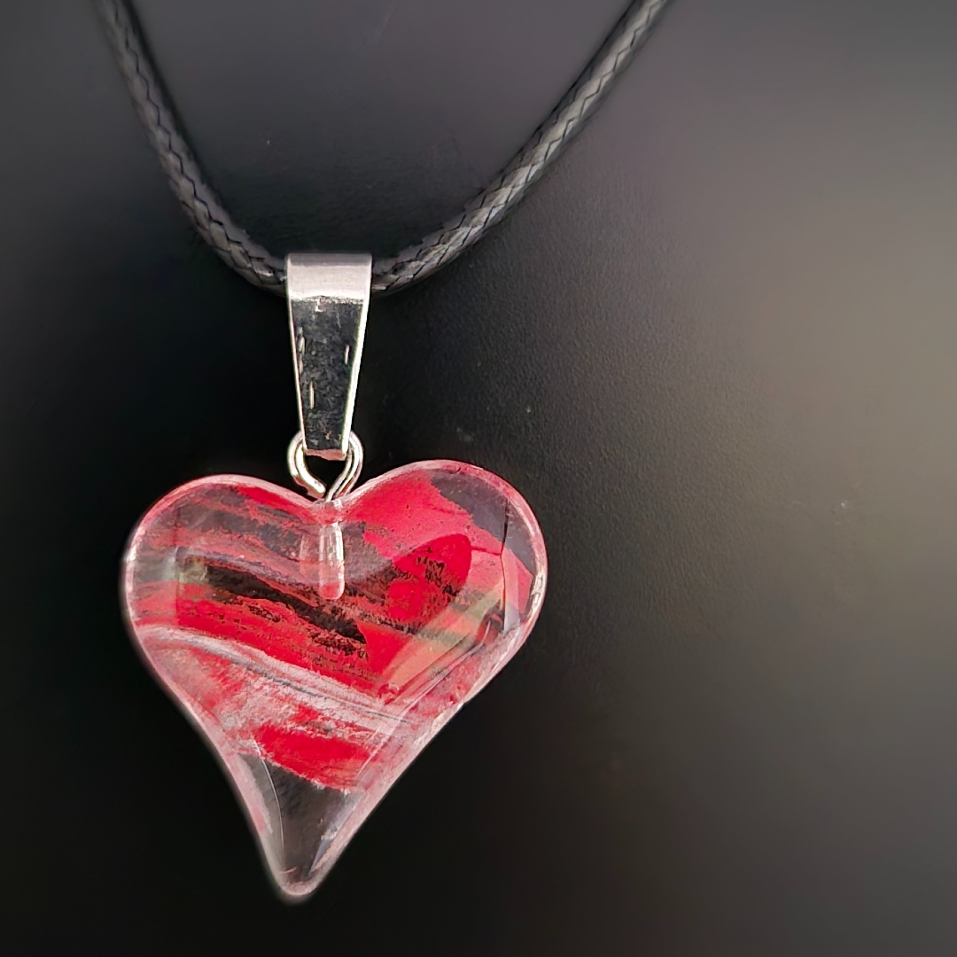 Geschwungenes Glas - Herz - Rot