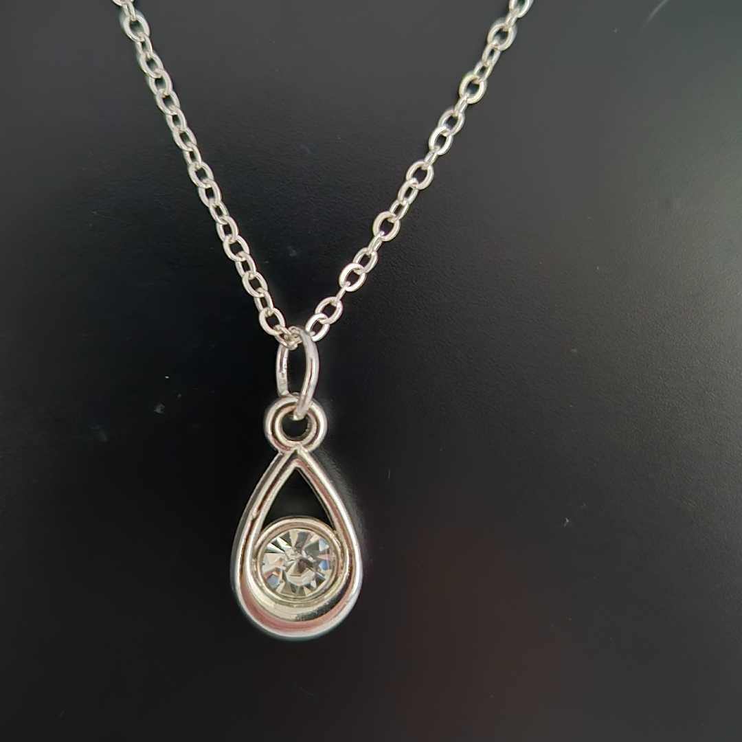 Edelstahlkette mit - Tropfen und Stein