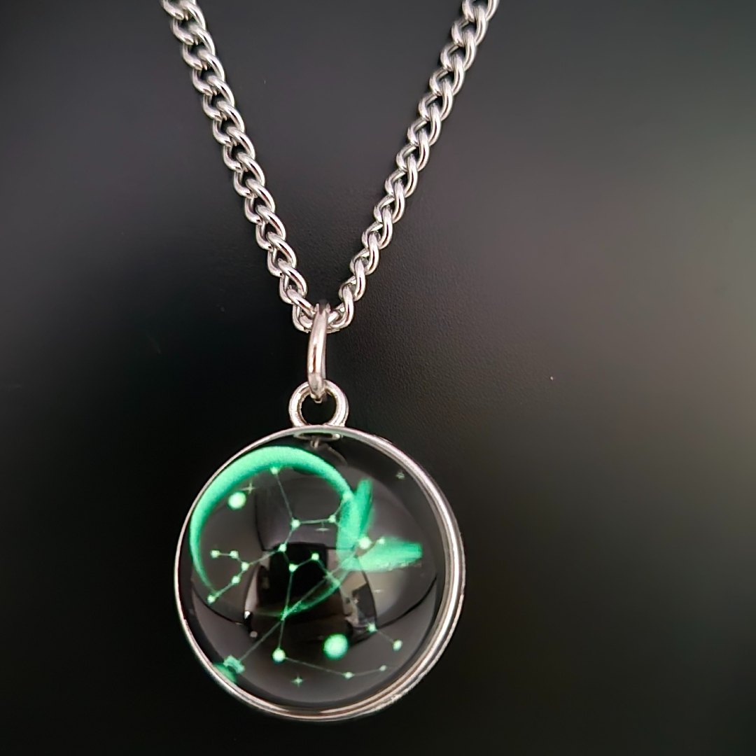 Edelstahlkette Weltall - Mond - Grün -Glas