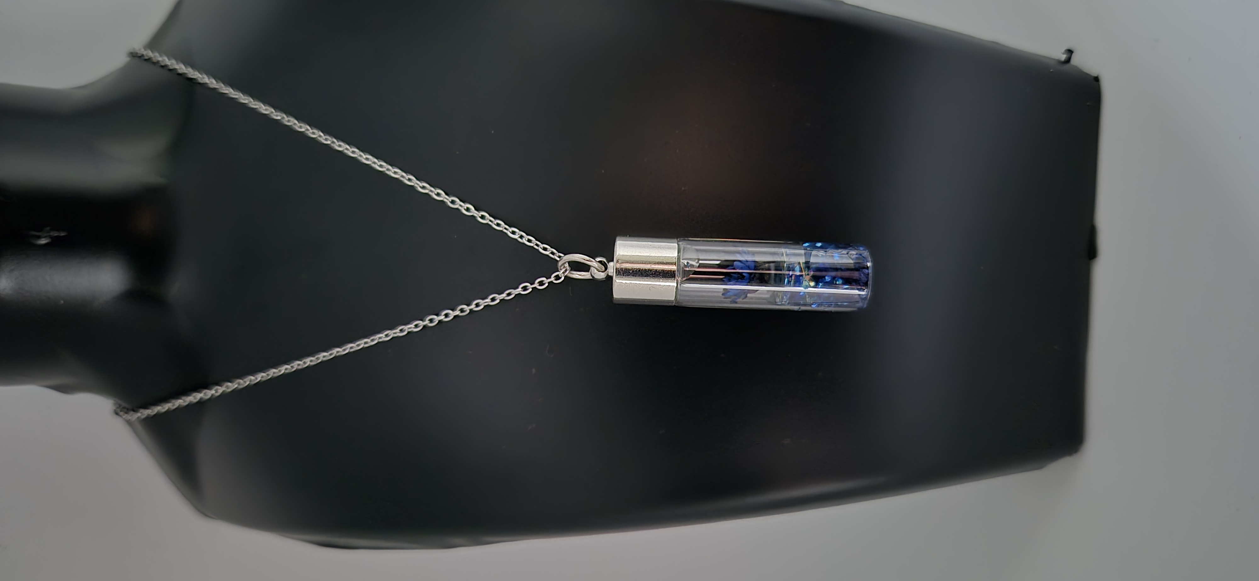 Edelstahlkette - Glas - Blaue Trockenblumen