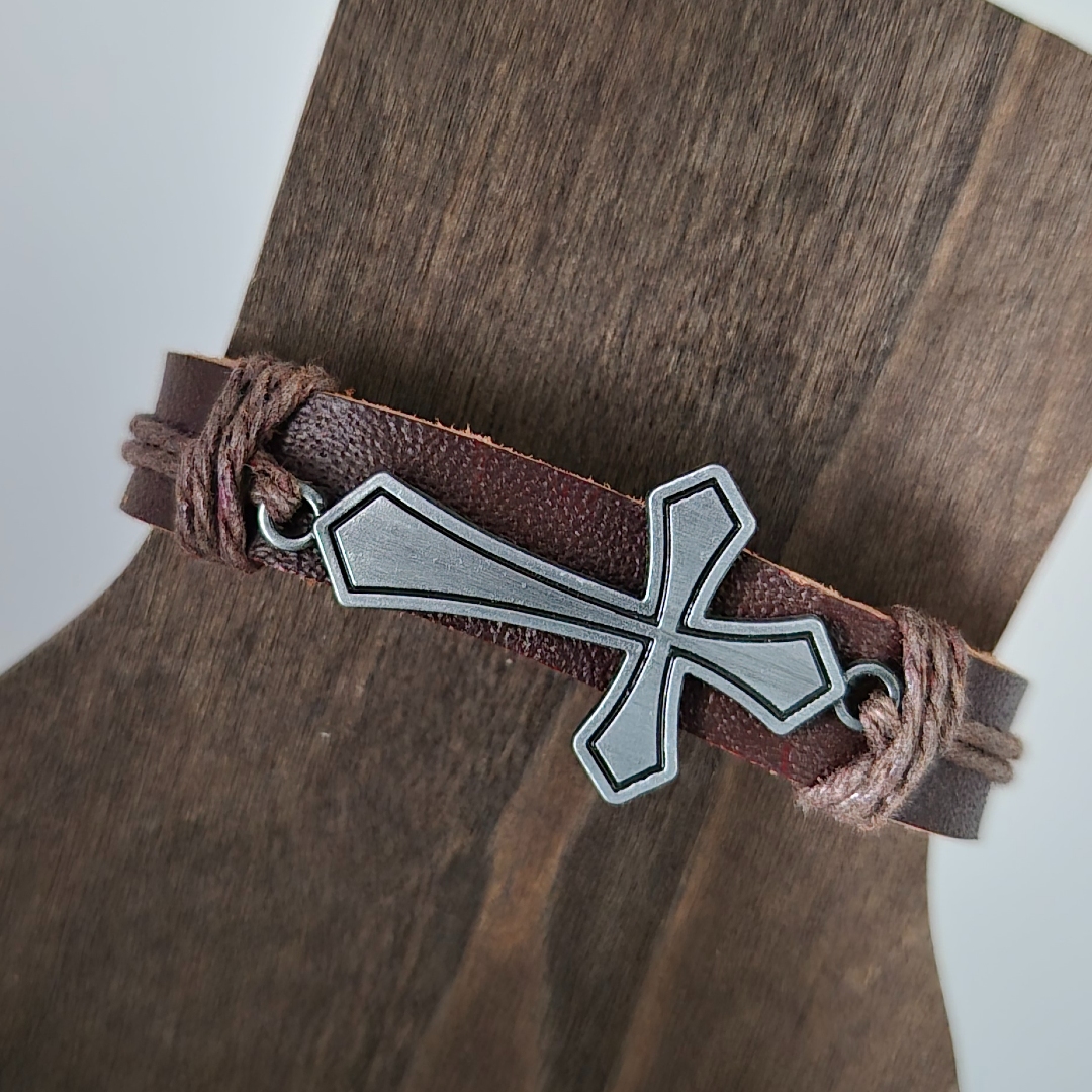 Lederarmband mit - Kreuz