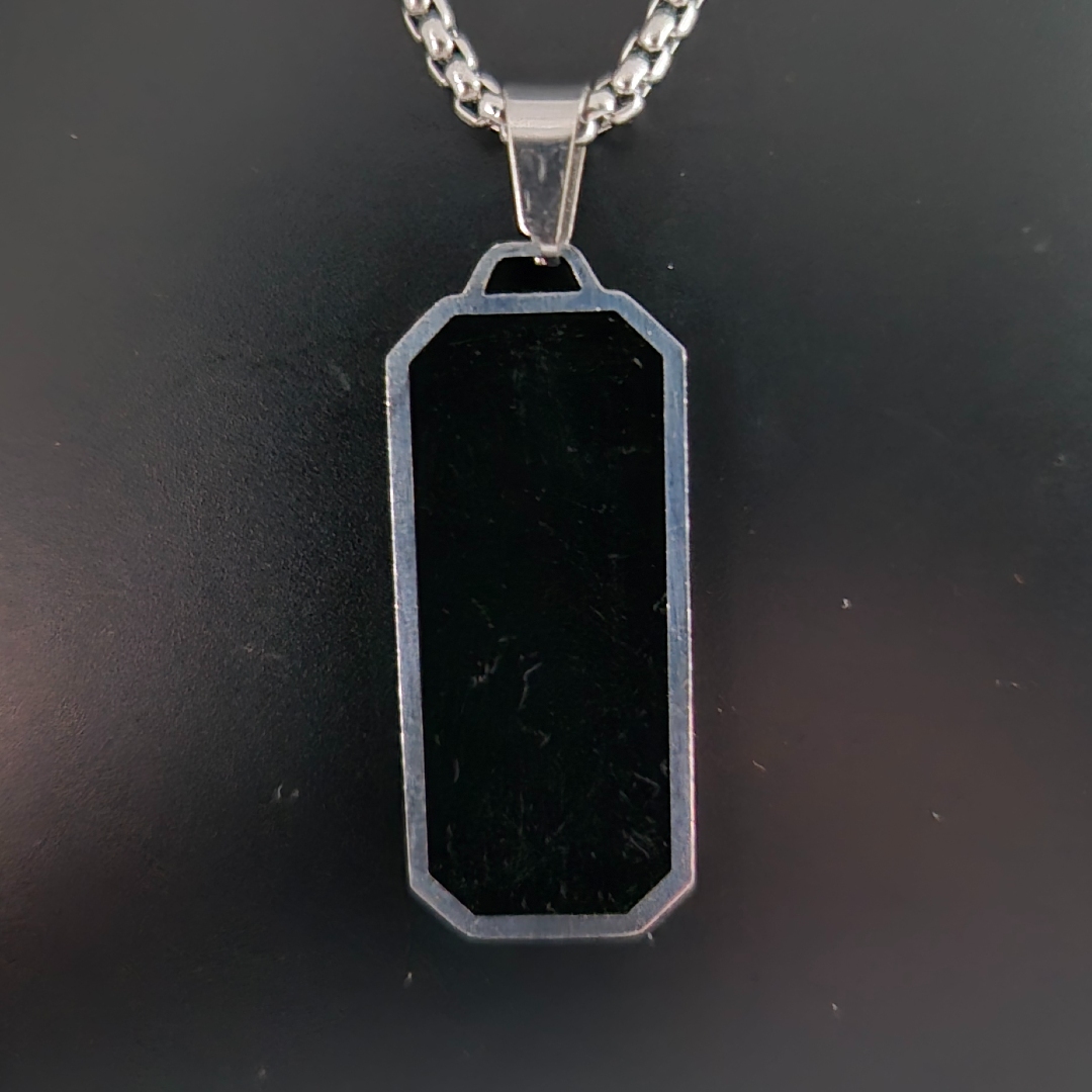 Edelstahlkette mit Schwarzem - Anhänger