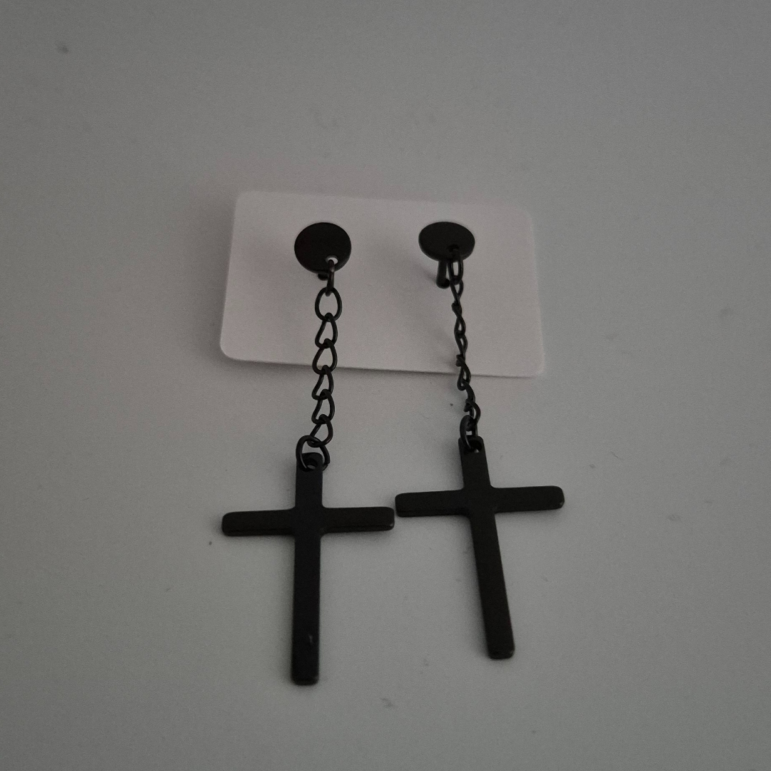 Ohrstecker mit Kreuz - Schwarz