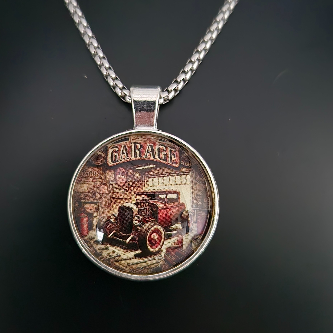 Edelstahlkette mit  Glasanhänger - Oldtimer - Garage