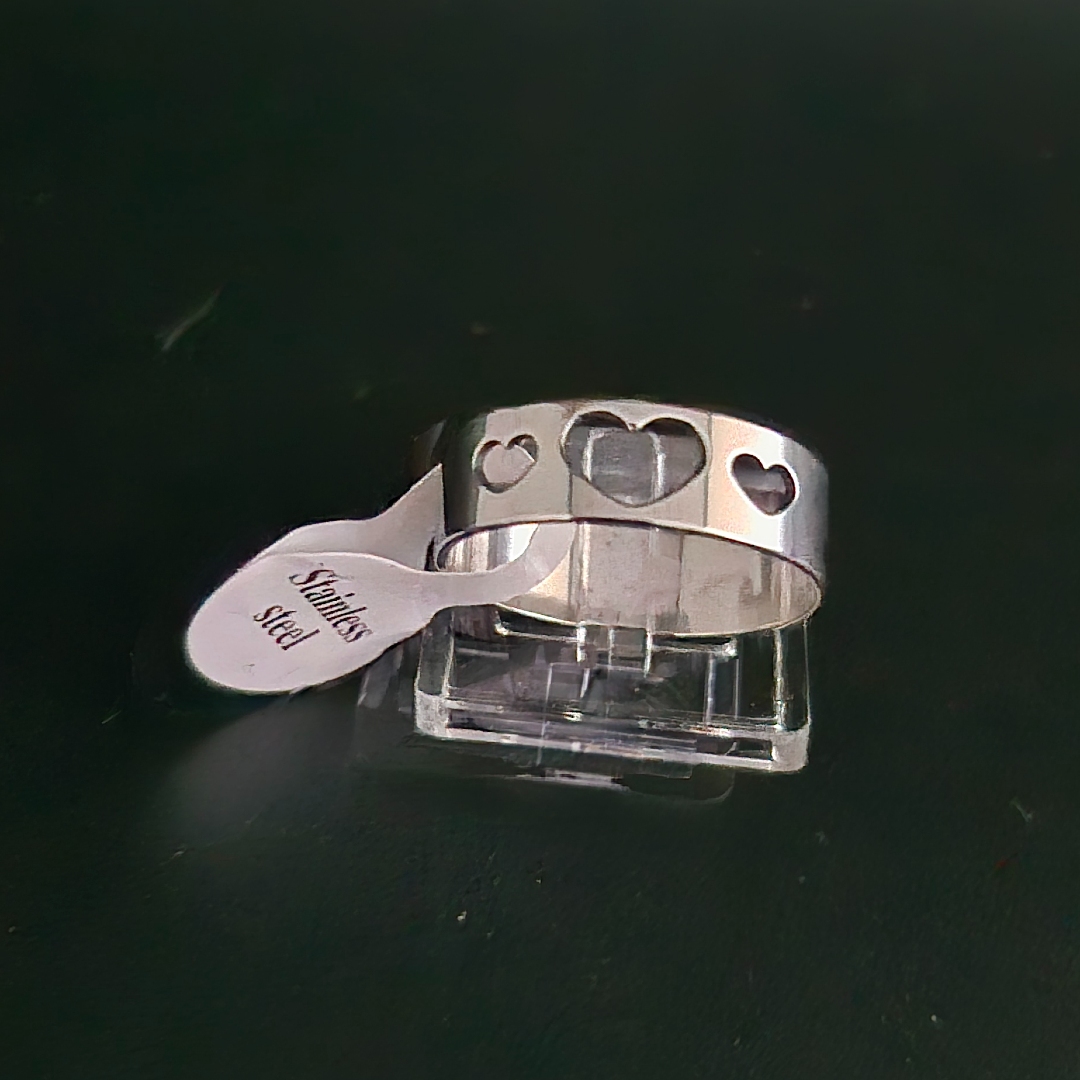 Edelstahl - Ring - Gr. 20 - mit Drei Herzen