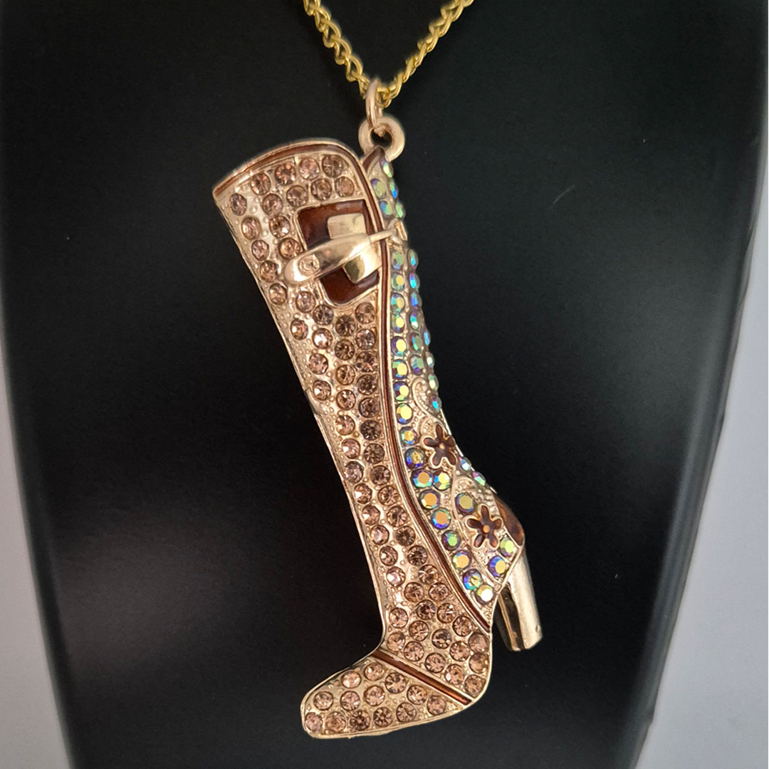 Kette - Vergoldet - Stiefel - Braun - mit weißen Steinchen